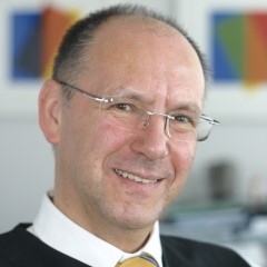 Prof. Manfred Eggersdorfer